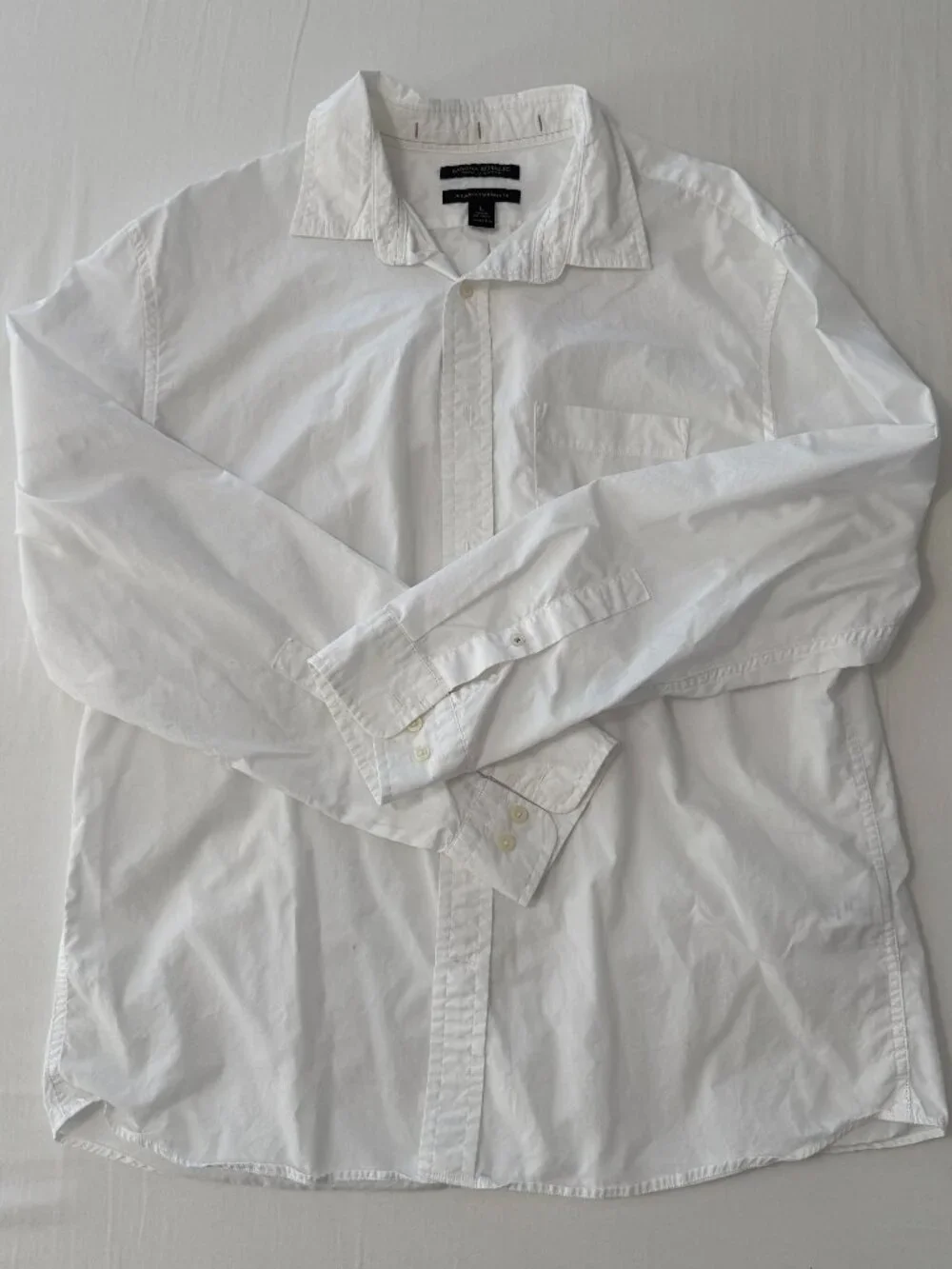 Banana Republic Men's Untucked Button-Down Shirt